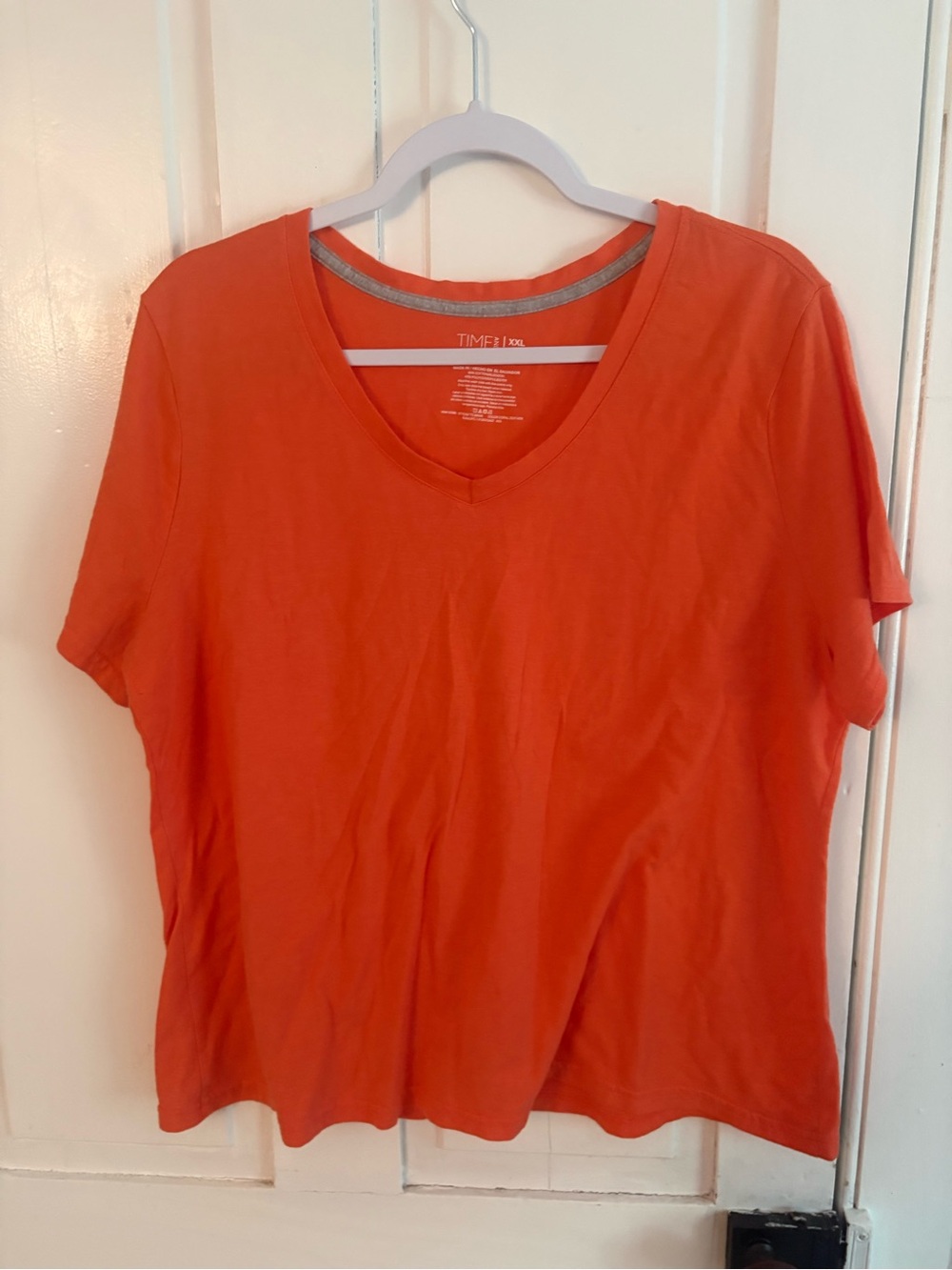 3/$20 LOT 2 Tshirts orange & teal